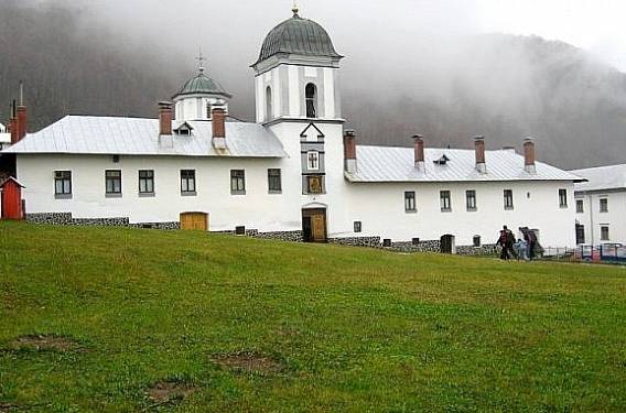 Invitatie la pelerinaj la Manastirea Frasinei - judetul Valcea - 15.04.2016 - 16.04.2016